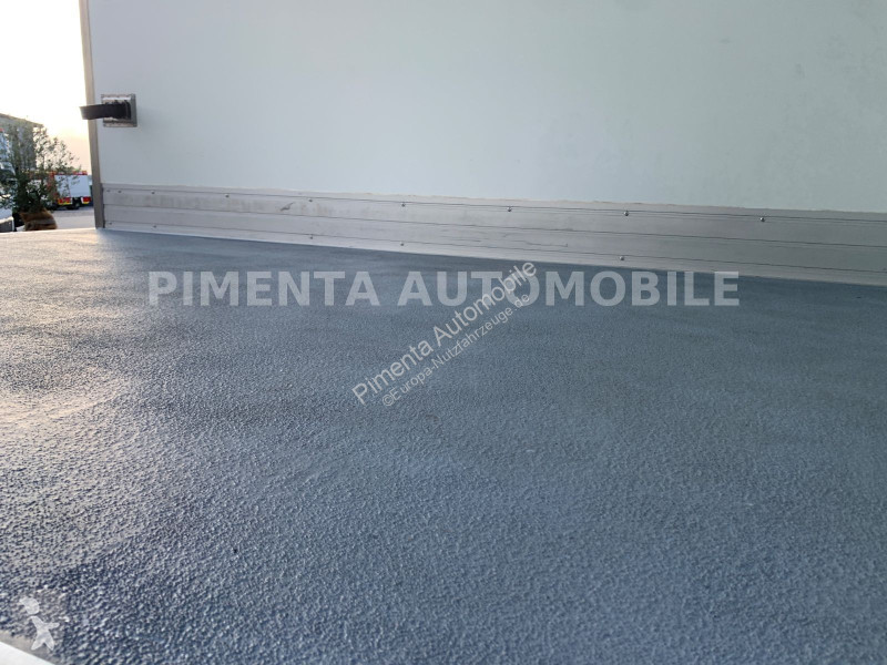 Mercedes 517/37 3,5t TK KOFFER -20° AUT BPM...