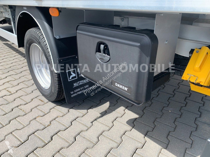 Mercedes 517 3,5t 9G ALU-PRITSCHE 4,40m AHK...