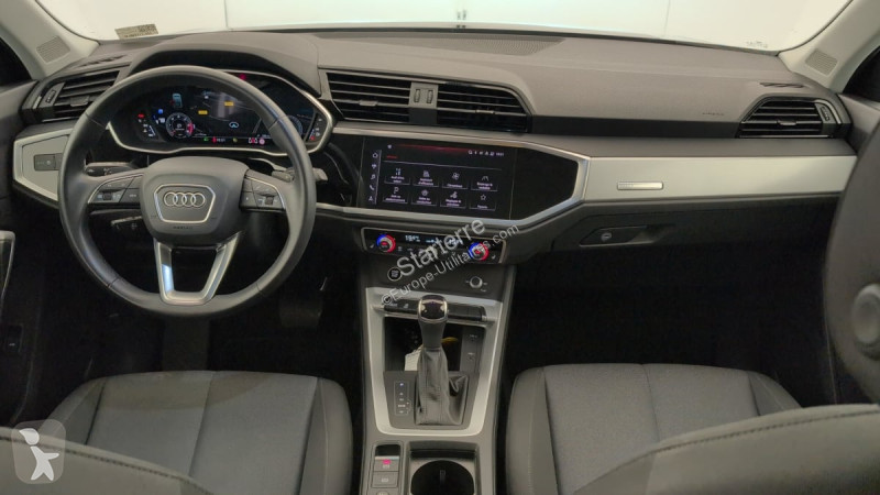 Audi Q3 Transporter