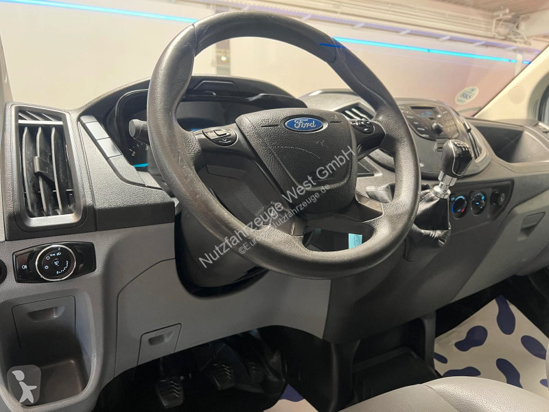 عربة نفعية Ford TDI Maxi DoKa...