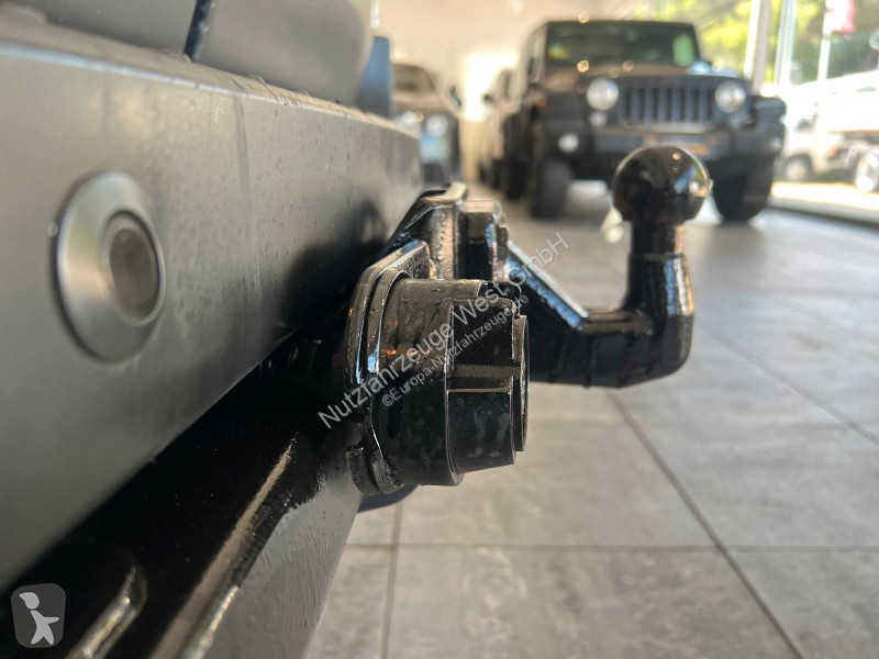 عربة نفعية Ford...