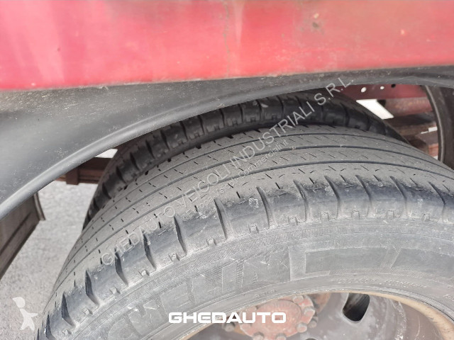 Furgoneta Iveco IVECO DAILY 35C12 CON CENTINA