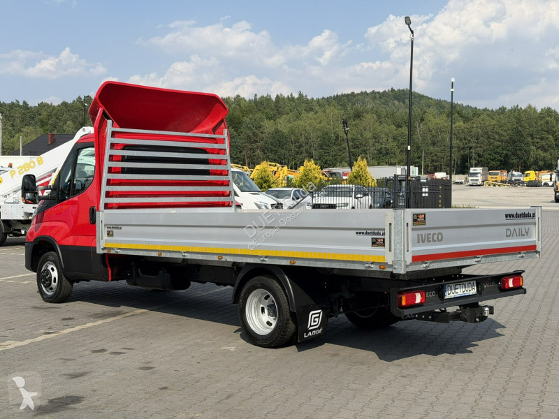 Лекотоварен автомобил Iveco