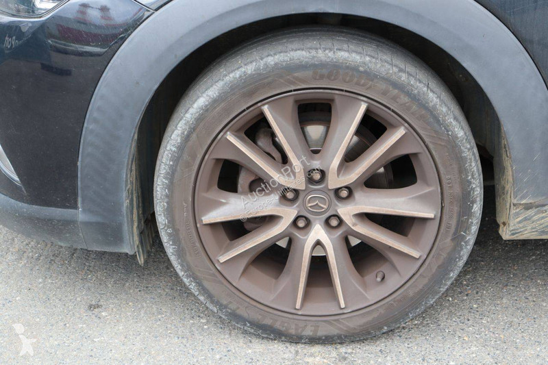 Samochód dostawczy Mazda  CX3