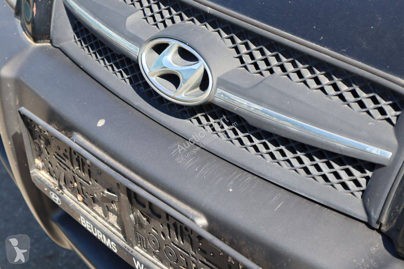 عربة نفعية Hyundai