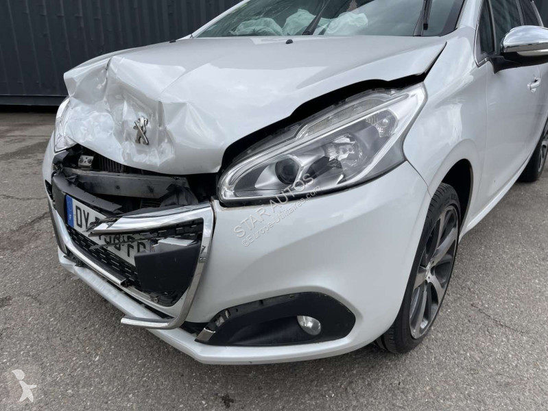 عربة نفعية Peugeot