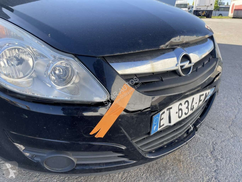 Véhicule utilitaire Opel