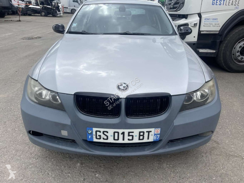 عربة نفعية BMW