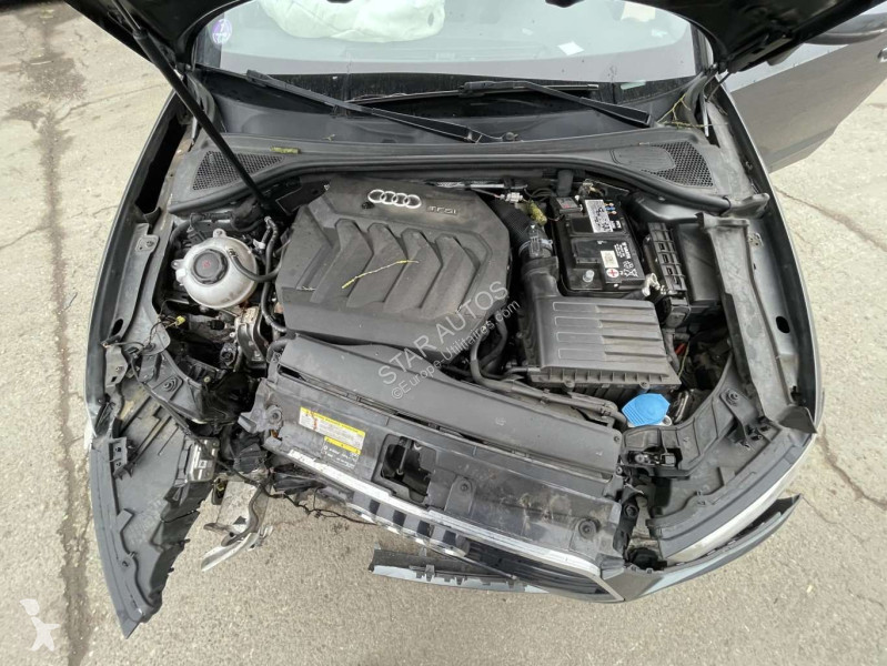عربة نفعية Audi