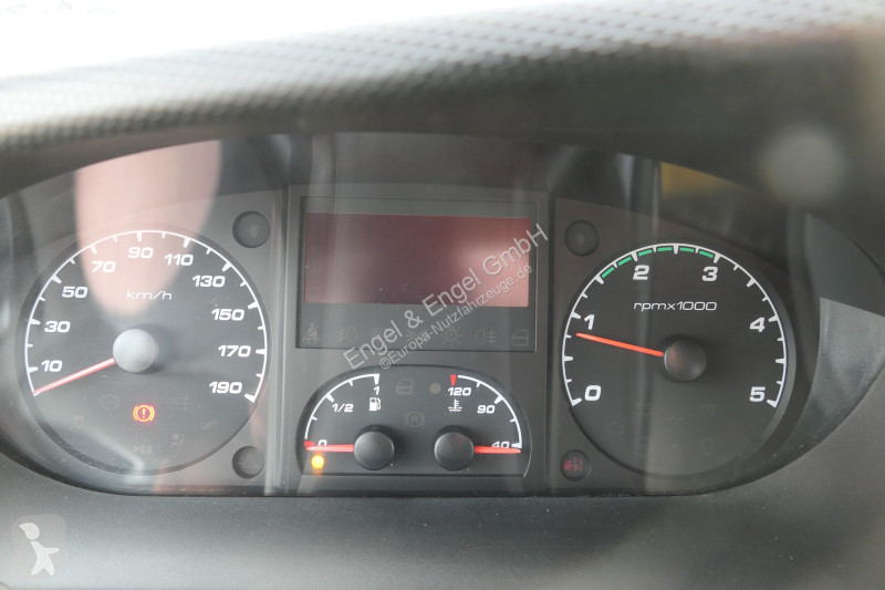 Furgoneta Iveco Daily 35 S11 C30C AUTOMATIK...