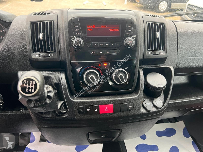 Furgoneta Fiat Maxi DoKa...
