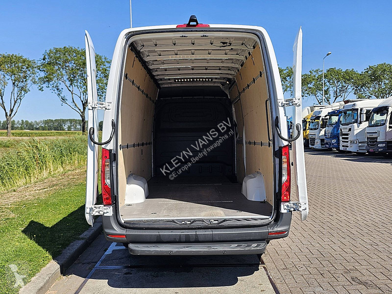 Лекотоварен автомобил Mercedes 316 L3H2 Maxi...