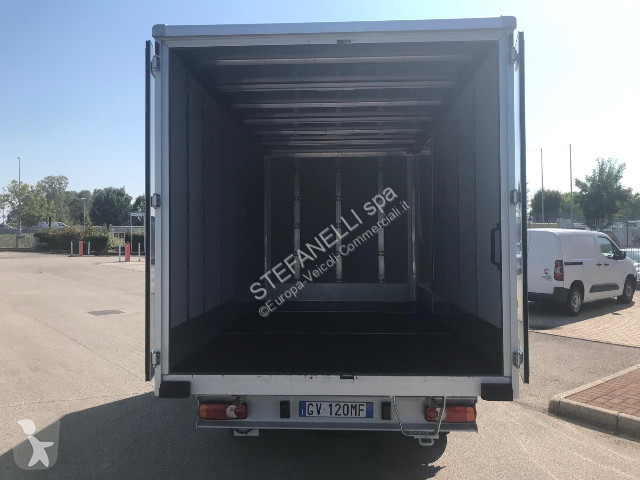 عربة نفعية Citroën Jumper 35 L4 2.2 bluehdi...