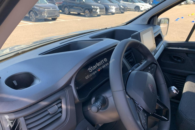 Véhicule utilitaire Renault  TRAFIC FOURGON