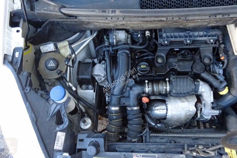 Véhicule utilitaire Peugeot PARTNER 1,6 HDI 99