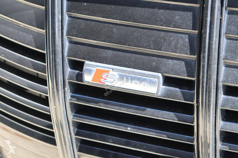Furgoneta Audi  S Line e-tron