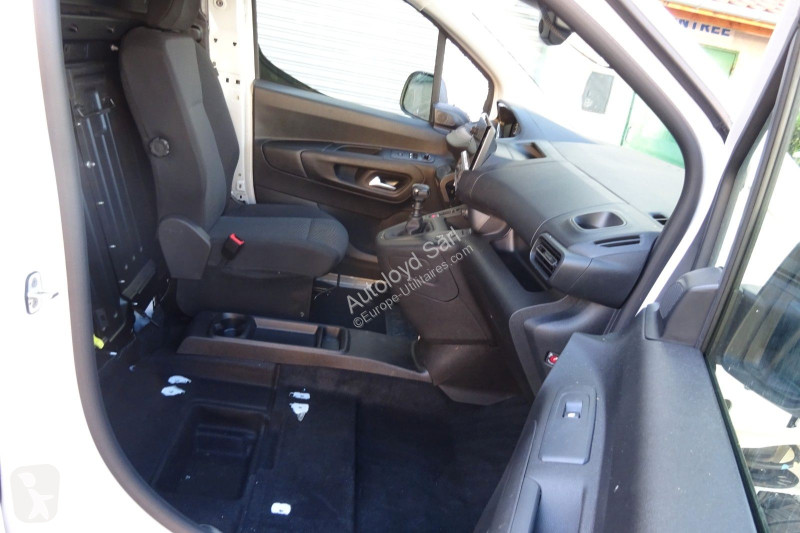 Véhicule utilitaire Peugeot PARTNER 1,5 HDI 100