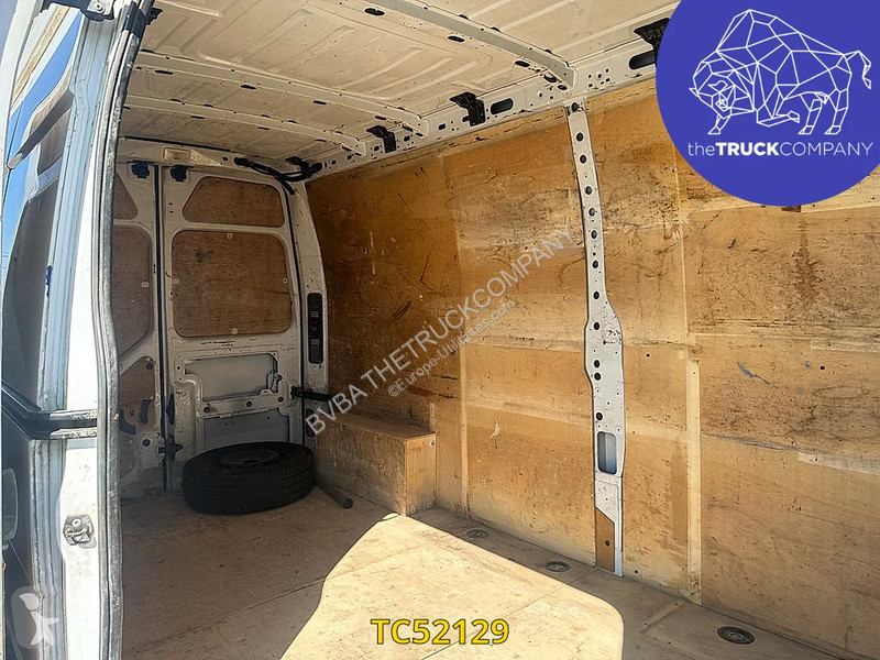 عربة نفعية Renault 135cv L3H2