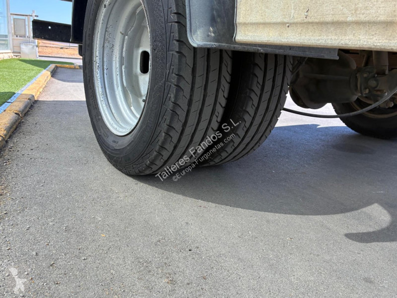 Furgoneta Iveco  35C16 3.0 CAJA BASCULANTE