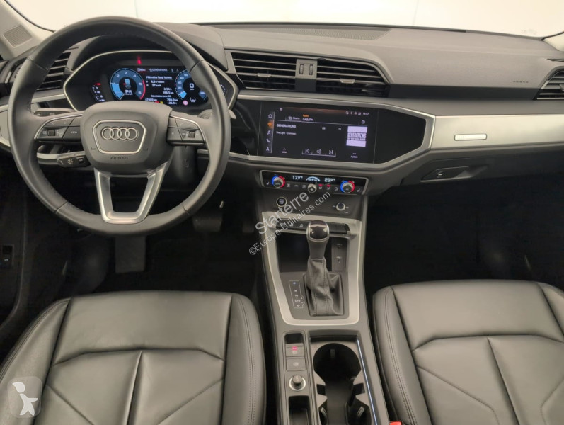 Audi Q3 Transporter