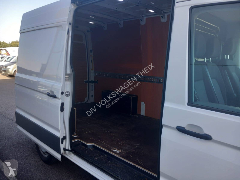 Коммерческий автомобиль Volkswagen CRAFTER VAN...