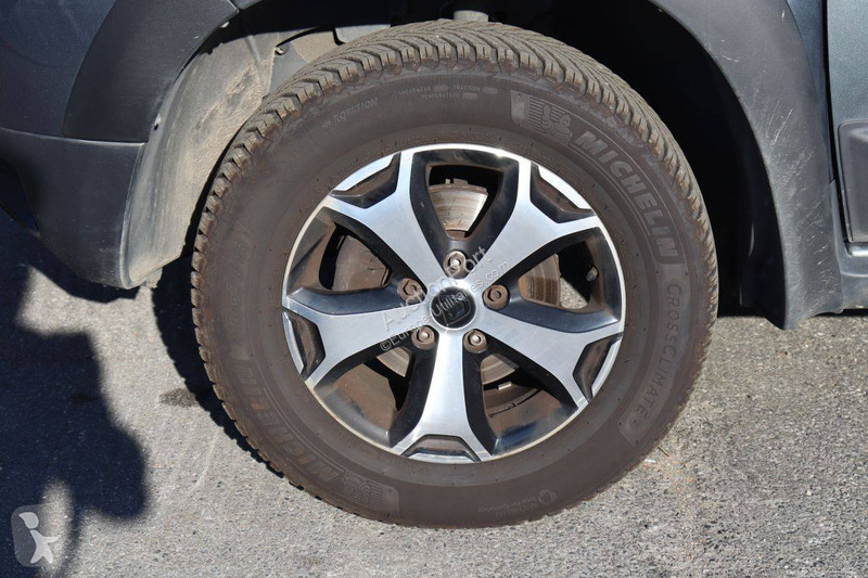 عربة نفعية Dacia