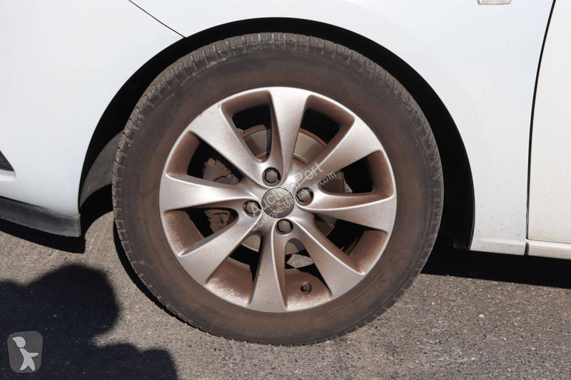 Samochód dostawczy Opel