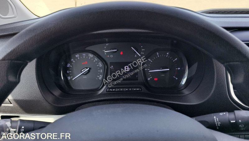 Véhicule utilitaire Opel ZAFIRA