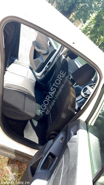 Véhicule utilitaire Ford FOCUS