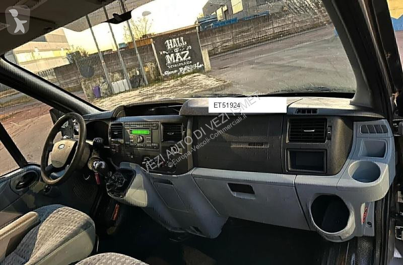 Samochód dostawczy Ford