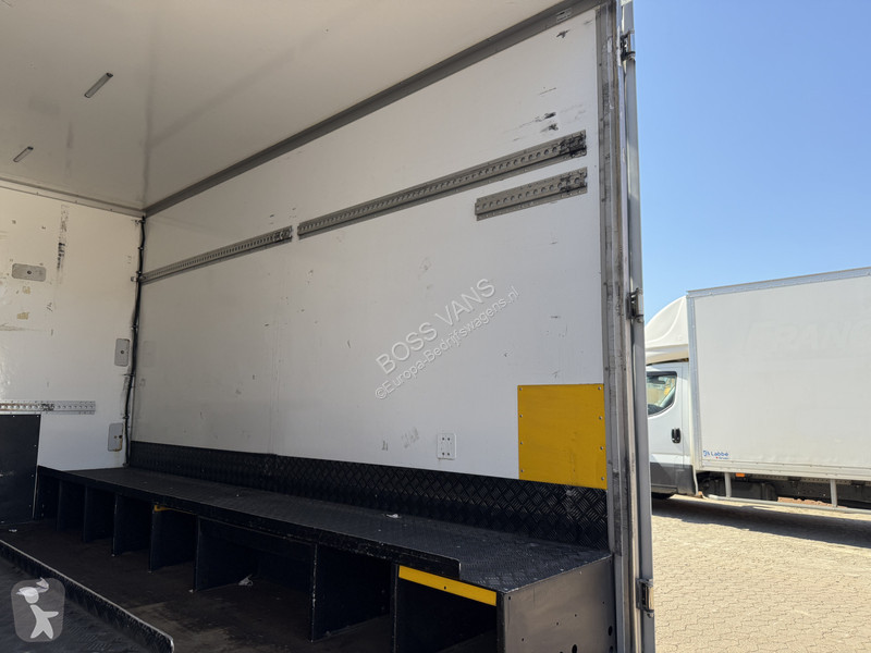 Véhicule utilitaire Renault Plancher T35 2.3...