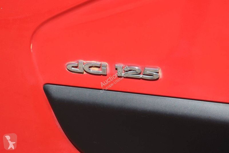 عربة نفعية Renault