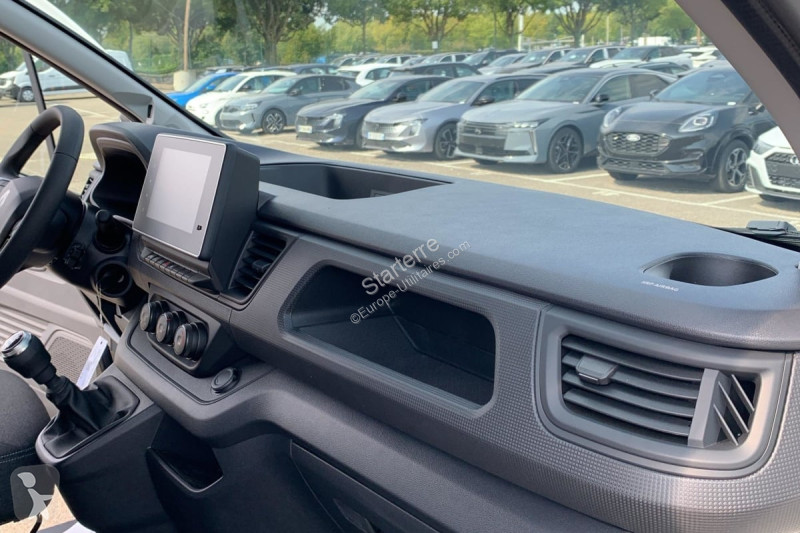 Véhicule utilitaire Renault  TRAFIC FOURGON