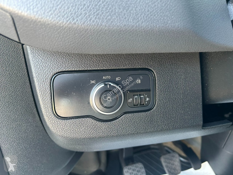 Véhicule utilitaire Mercedes III 314 FWD