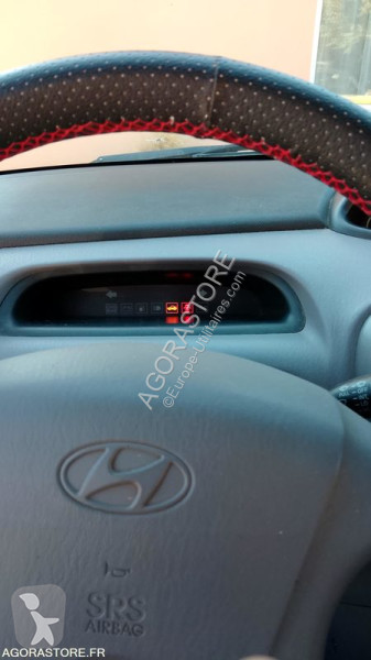 Hyundai MATRIX van
