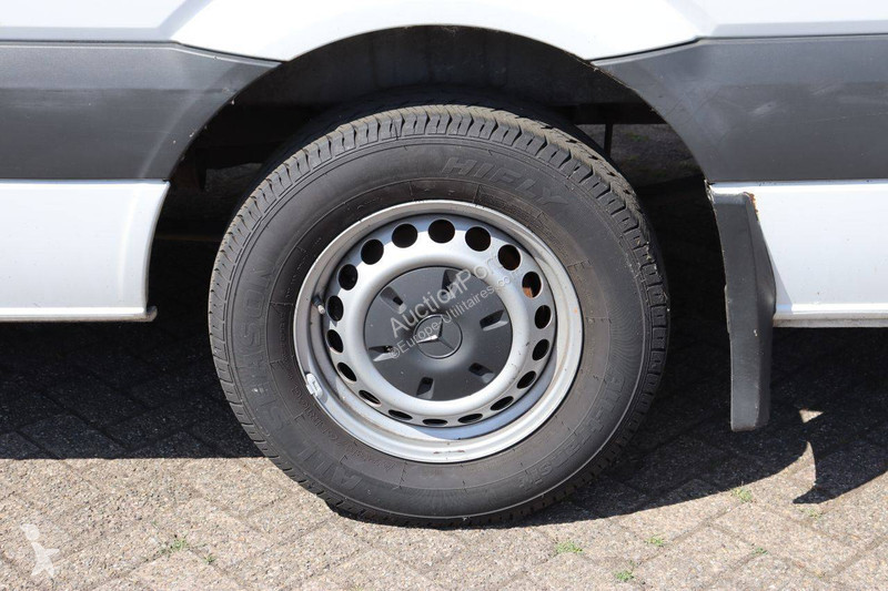 Véhicule utilitaire Mercedes