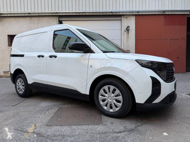 Комерційні автомобілі Ford