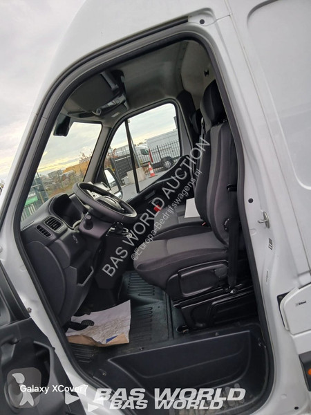 Furgoneta Renault 135PK