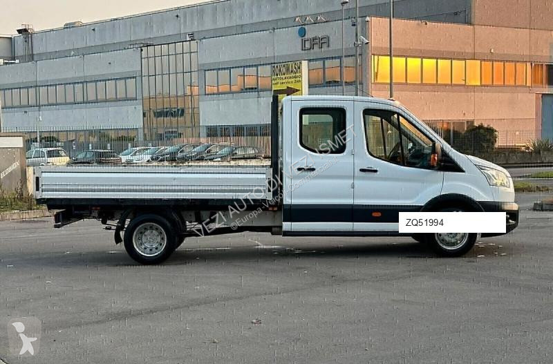 Véhicule utilitaire Ford TRANSIT