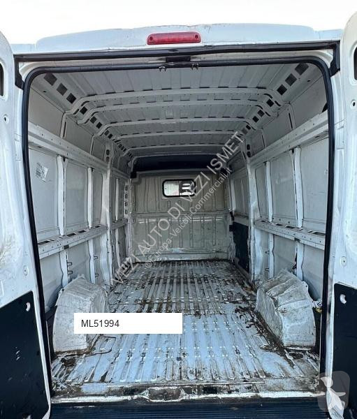Bedrijfswagen Peugeot BOXER 335 2.0 BLUEHDI