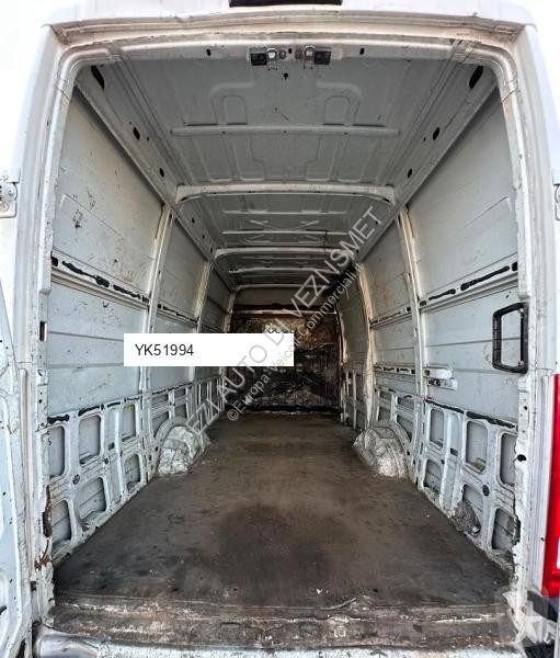 Лекотоварен автомобил Iveco Dailly 35s15