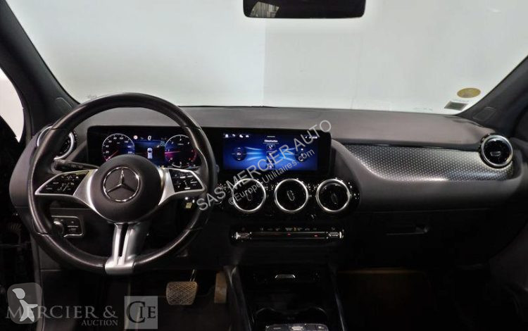 Véhicule utilitaire Mercedes n/c