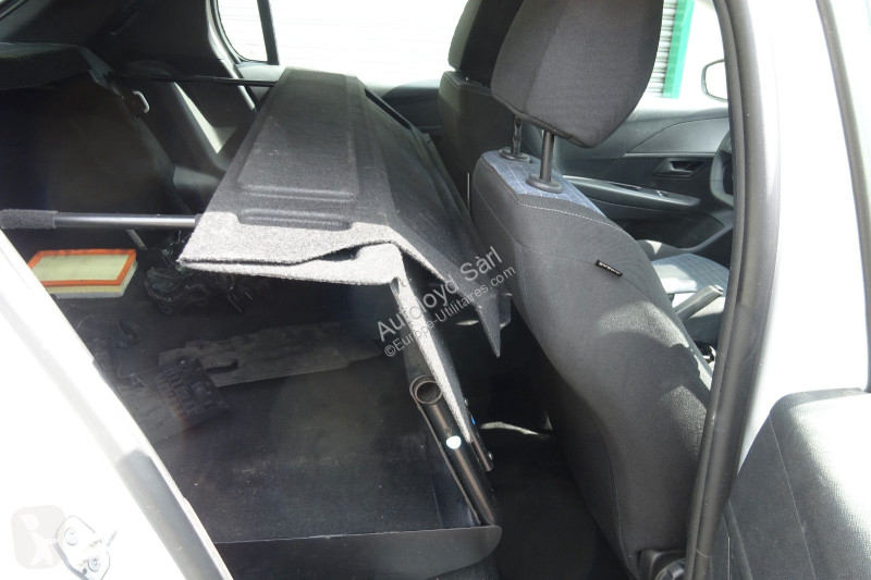 Véhicule utilitaire Peugeot STE 1,5 HDI 100