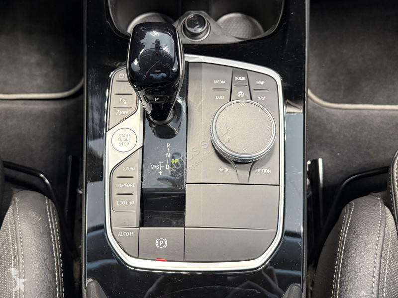 Лекотоварен автомобил BMW SERIE 1 (F40) / A...