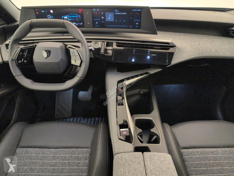 Véhicule utilitaire Peugeot