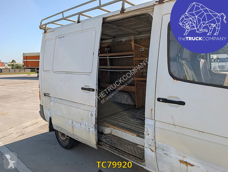 Véhicule utilitaire Mercedes  -