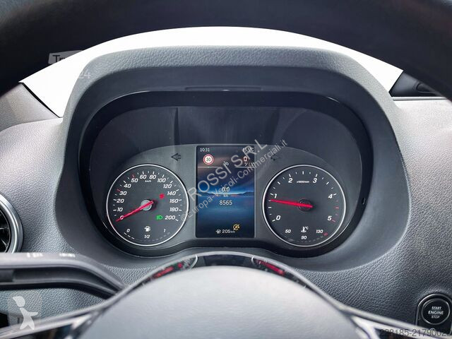 Véhicule utilitaire Mercedes SPRINTER - 311 CDI...