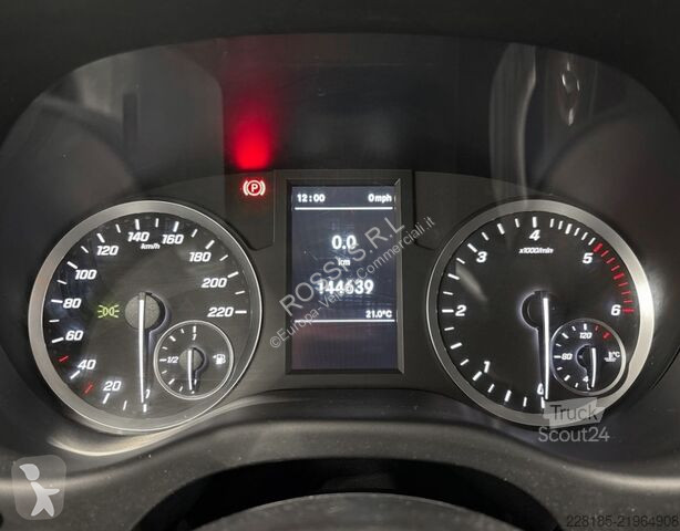 Véhicule utilitaire Mercedes III 116 - vito 116...