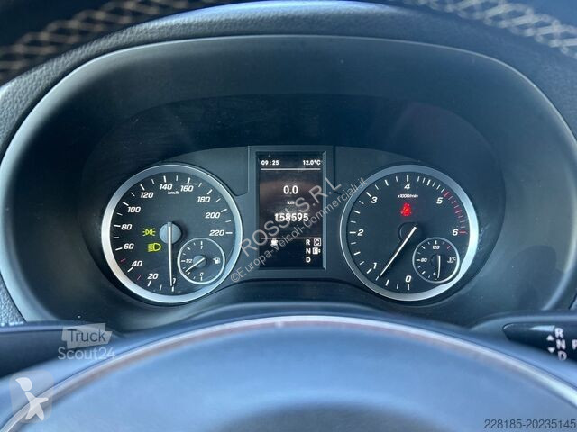 Véhicule utilitaire Mercedes III - vito 114 cdi...