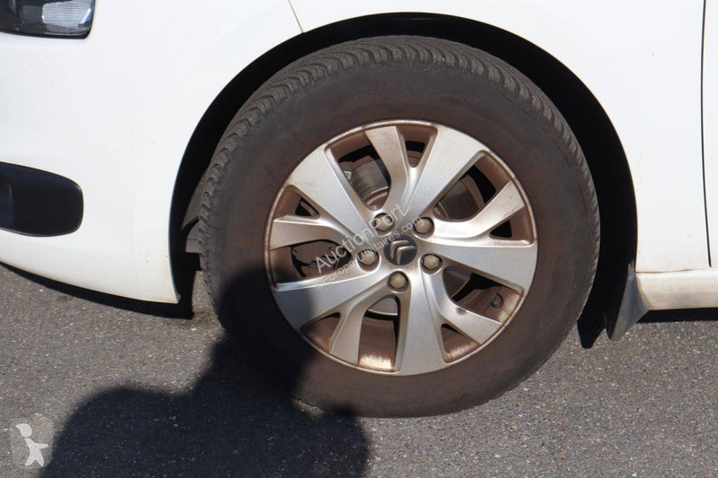 Véhicule utilitaire Citroën C4
